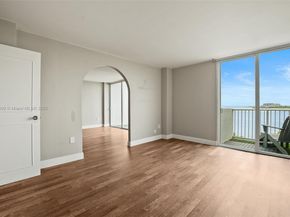 150 SE 25th Rd 10K, Miami FL 33129