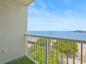 150 SE 25th Rd 10K, Miami FL 33129