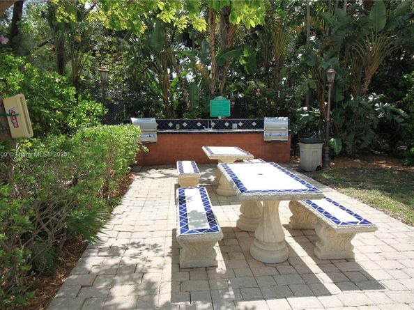 150 SE 25th Rd 10K, Miami FL 33129