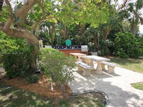 150 SE 25th Rd 10K, Miami FL 33129
