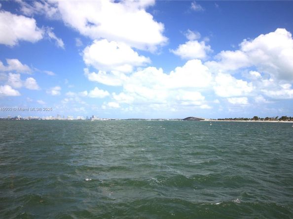 150 SE 25th Rd 10K, Miami FL 33129