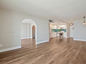 150 SE 25th Rd 10K, Miami FL 33129