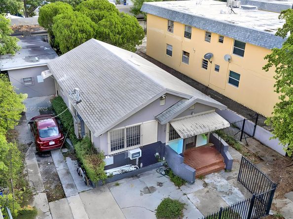 119 NE 56th St, Miami FL 33137