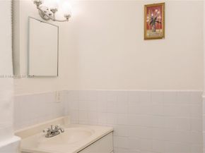 119 NE 56th St, Miami FL 33137