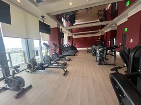 11 NE 6 St 814, Miami FL 33132