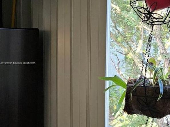 110 Fontainebleau Blvd 302, Miami FL 33172