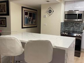 110 Fontainebleau Blvd 302, Miami FL 33172