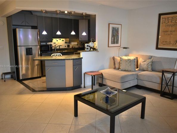 2011 Cornwall A, Boca Raton FL 33434