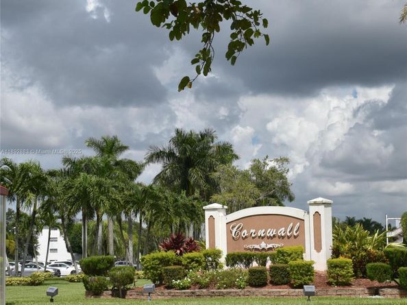 2011 Cornwall A, Boca Raton FL 33434