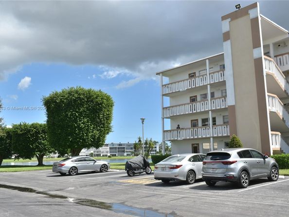 2011 Cornwall A, Boca Raton FL 33434