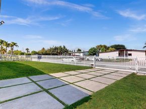 5010 SW 111th Ave, Miami FL 33165