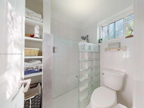 5010 SW 111th Ave, Miami FL 33165
