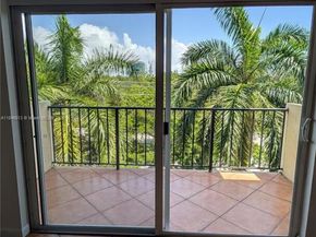 2600 NE 135th St 4EA, North Miami FL 33181