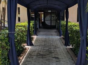 2600 NE 135th St 4EA, North Miami FL 33181