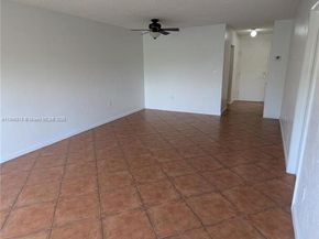 2600 NE 135th St 4EA, North Miami FL 33181