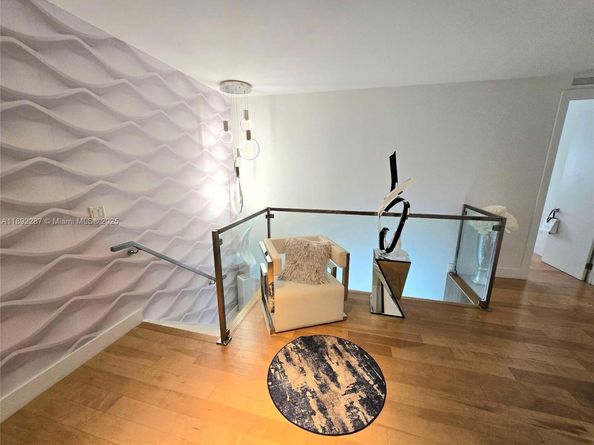 9790 NW 75th St, Doral FL 33178