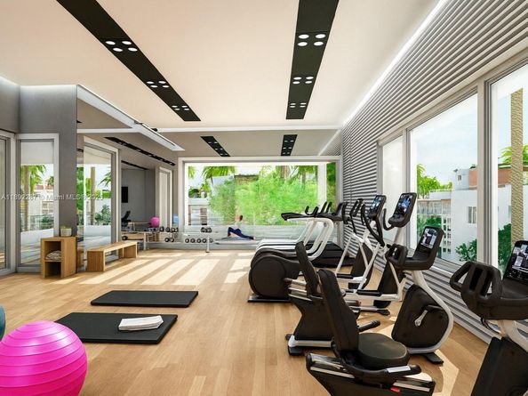 9790 NW 75th St, Doral FL 33178