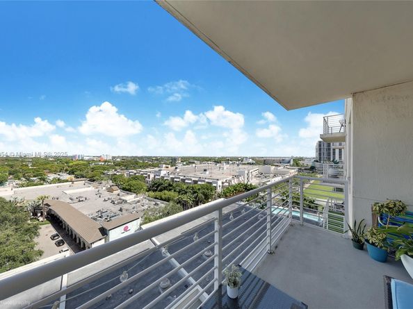 3250 NE 1st Ave 1007, Miami FL 33137