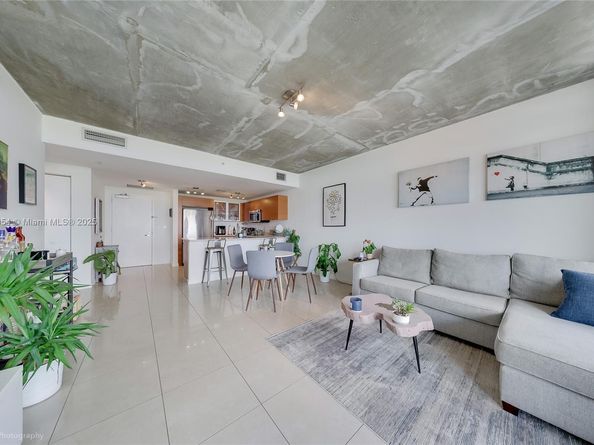 3250 NE 1st Ave 1007, Miami FL 33137