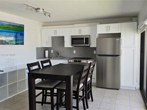 3215 N Ocean Dr 302, Hollywood FL 33019