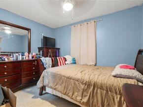 1271 NE 211th St, Miami FL 33179