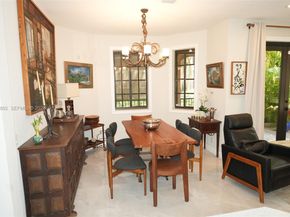 2706 Kinsington Cir 232, Weston FL 33332