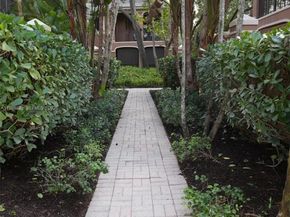 2706 Kinsington Cir 232, Weston FL 33332