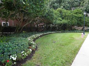 2706 Kinsington Cir 232, Weston FL 33332