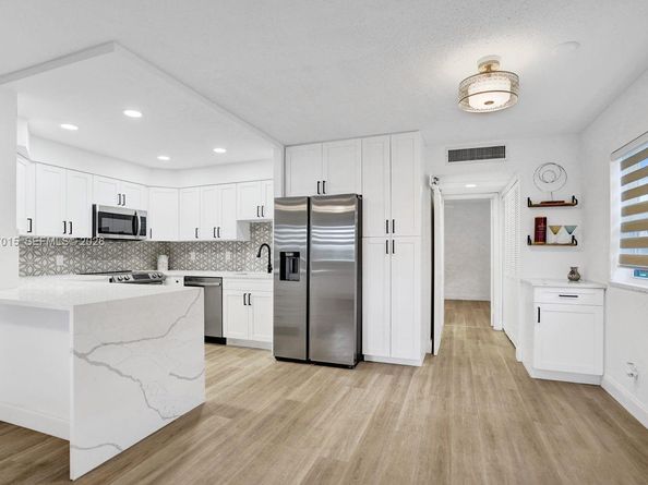 62 Monaco B 62, Delray Beach FL 33446