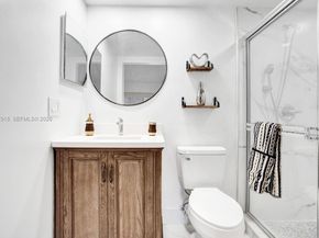 62 Monaco B 62, Delray Beach FL 33446