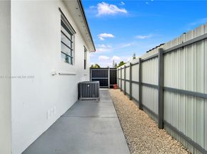 660 E 38th St, Hialeah FL 33013