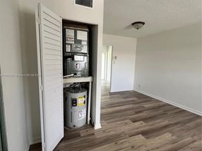 7300 NW 4 205, Margate FL 33063
