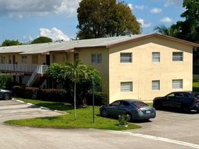 7300 NW 4 205, Margate FL 33063