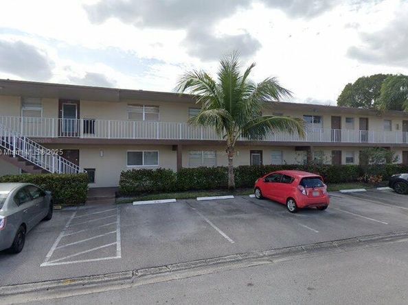 7300 NW 4 205, Margate FL 33063