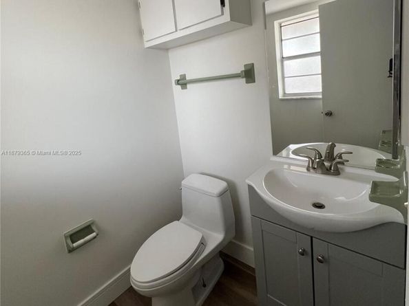 7300 NW 4 205, Margate FL 33063