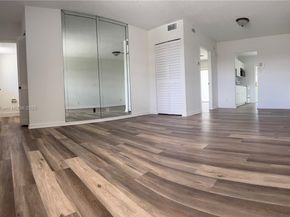 7300 NW 4 205, Margate FL 33063