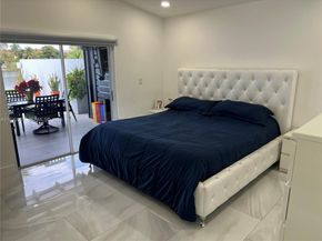 6101 SW 153rd Ct Rd, Miami FL 33193