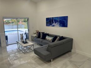 6101 SW 153rd Ct Rd, Miami FL 33193