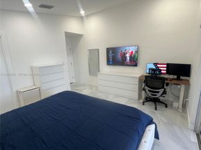 6101 SW 153rd Ct Rd, Miami FL 33193