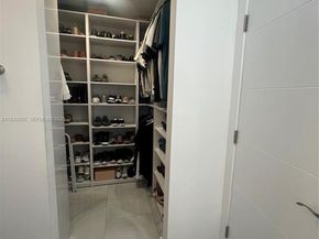 6101 SW 153rd Ct Rd, Miami FL 33193