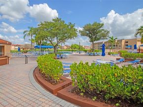 8901 Sunrise Lakes Blvd 204, Sunrise FL 33322