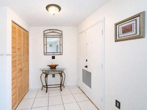 9430 SW 170th St 303, Palmetto Bay FL 33157