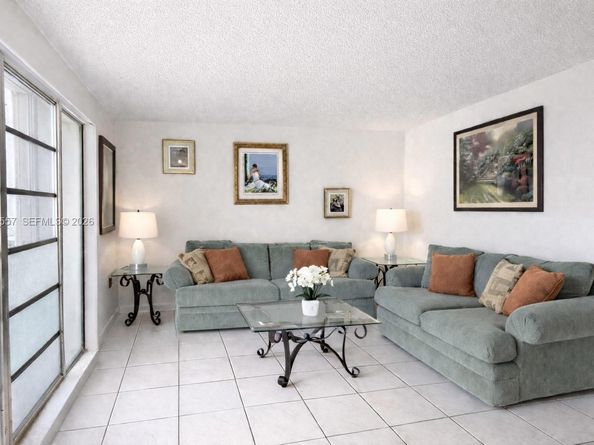 9430 SW 170th St 303, Palmetto Bay FL 33157