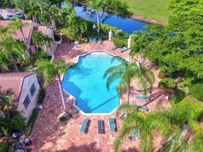 1749 Village Blvd 304, West Palm Beach FL 33409