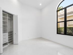 118 Emerald Key Ln, Palm Beach Gardens FL 33418