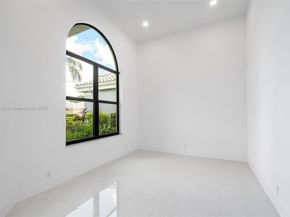 118 Emerald Key Ln, Palm Beach Gardens FL 33418
