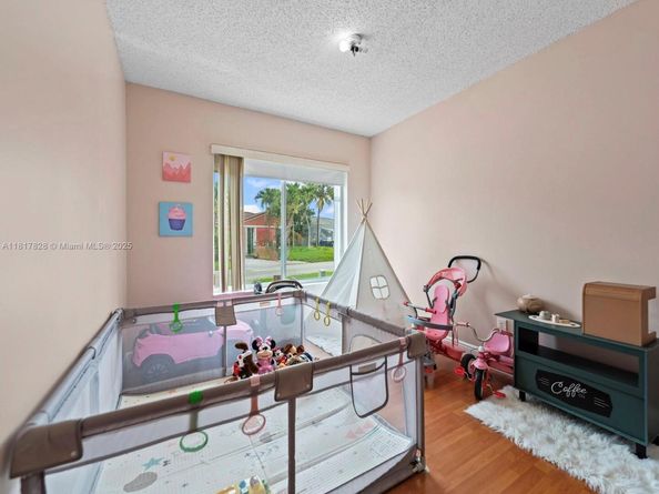 14358 SW 175th Ter, Miami FL 33177