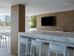 770 Claughton Island Dr PH21, Miami FL 33131