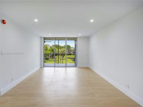 3361 NW 47th Ter 329, Lauderdale Lakes FL 33319