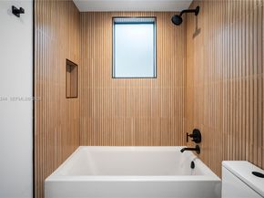 2962 W Trade Ave, Coconut Grove FL 33133